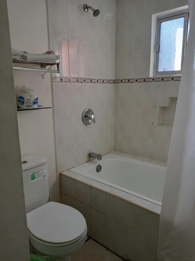 Confort Ejecutivo Suites Lindavista Guadalupe  Kültér fotó