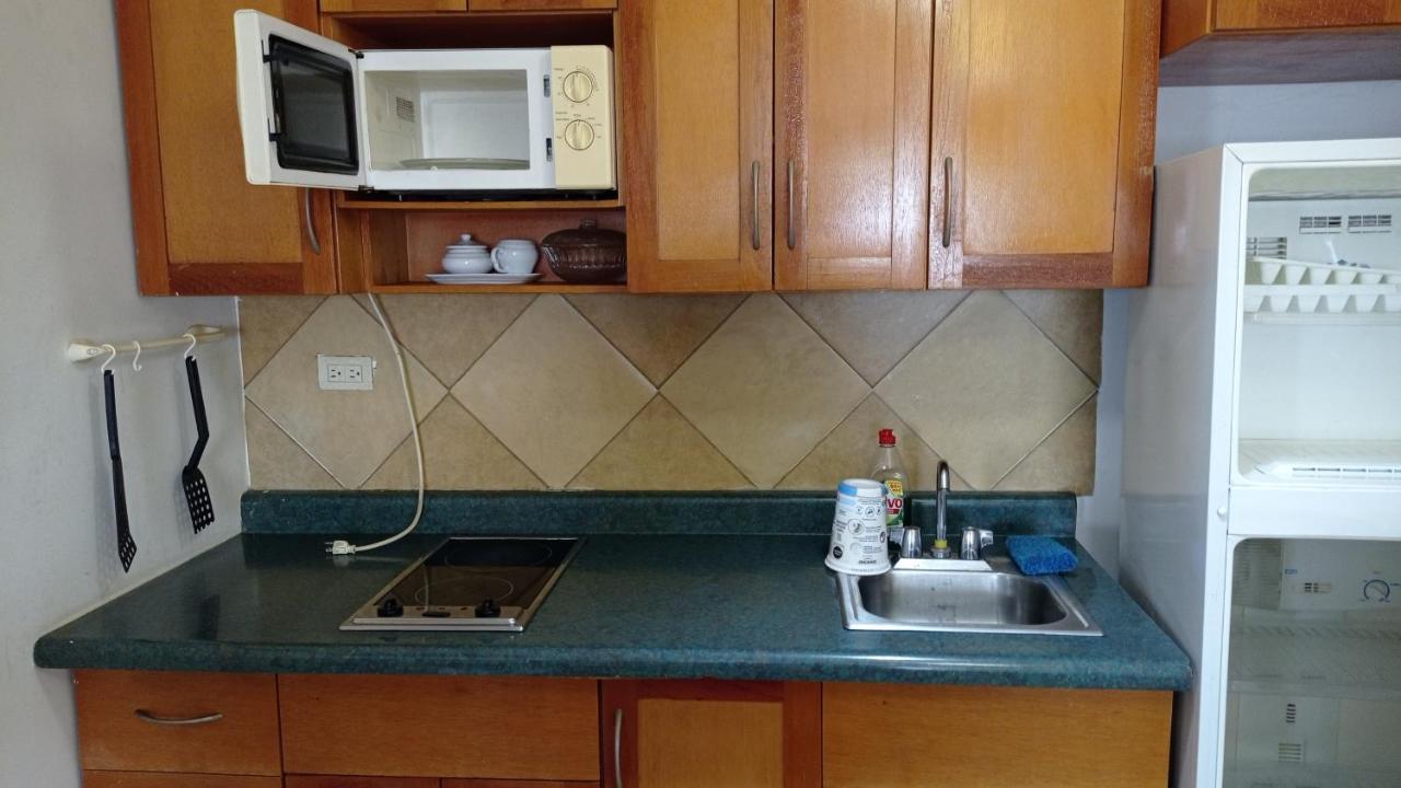 Confort Ejecutivo Suites Lindavista Guadalupe  Kültér fotó
