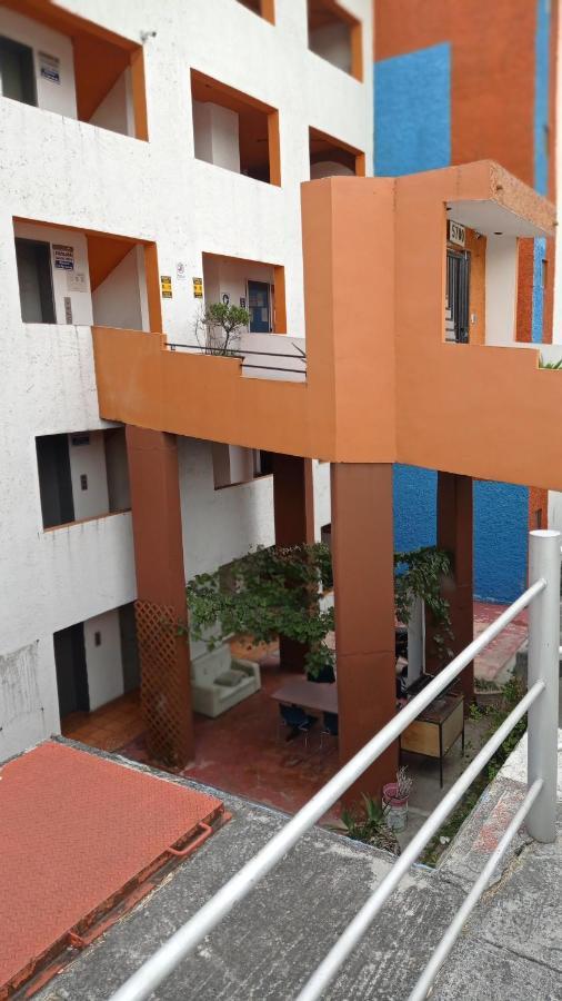 Confort Ejecutivo Suites Lindavista Guadalupe  Kültér fotó