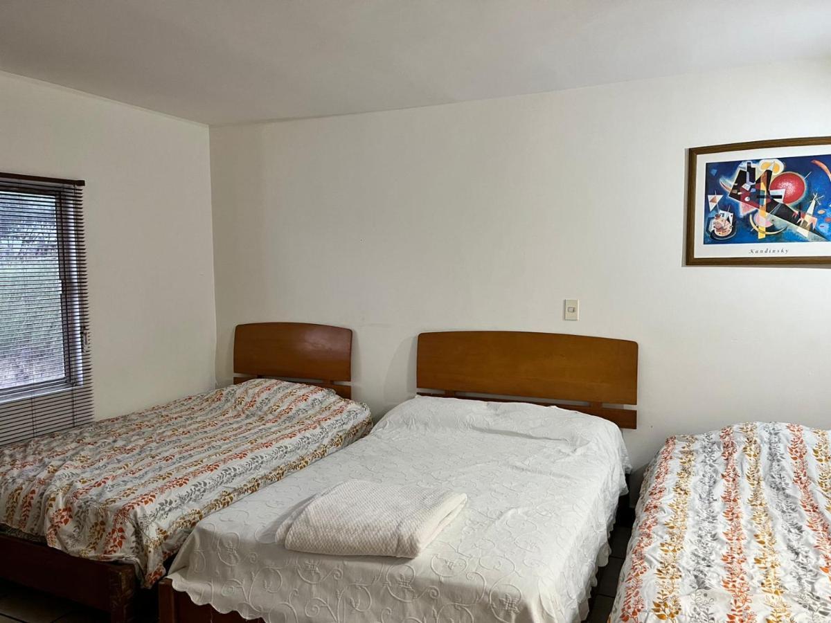 Confort Ejecutivo Suites Lindavista Guadalupe  Kültér fotó
